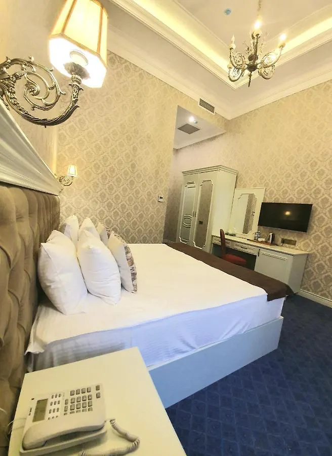 La Casa Sahil Hotel Baku 4*,