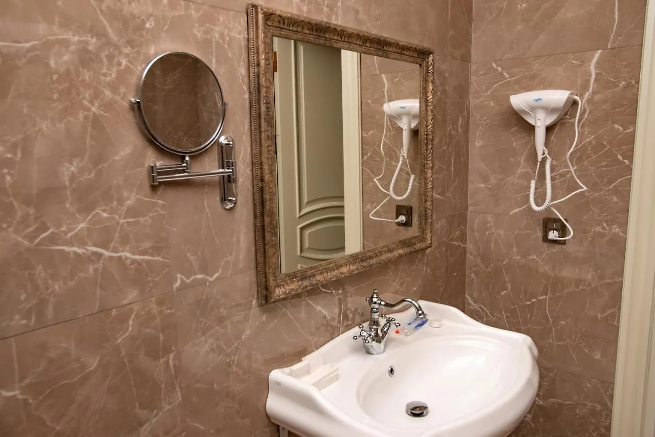 La Casa Sahil Hotel Baku 4*,